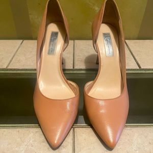 Inc international concepts pointed pump heels in color nude size 8